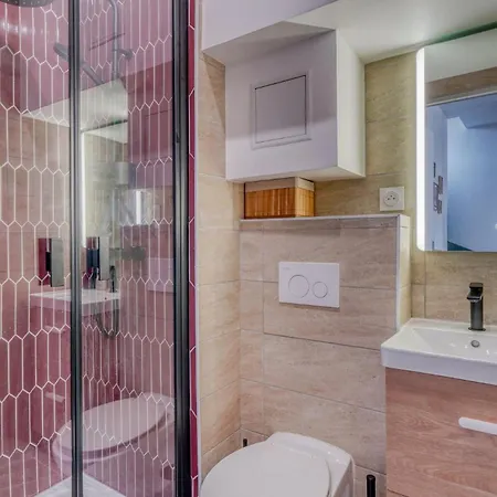 Superbe Duplex Climatise Centre