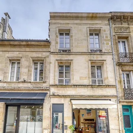 Superbe Duplex Climatise Centre *